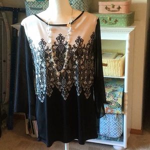 Lovely Black and White Print Top